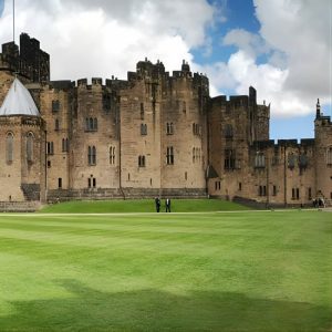 1 Day Alnwick Castle, Holy Island & Scottish Borders at Deacon’s House Cafe, Edinburgh, United Kingdom eUKs.com Special Offers, Deals & Discounts in UK & Ireland