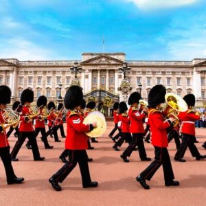 Buckingham Palace Entrance Ticket & Changing of the Guard Tour at Duke of York Monument, London, United Kingdom eUKs.com Special Offers, Deals & Discounts in UK & Ireland