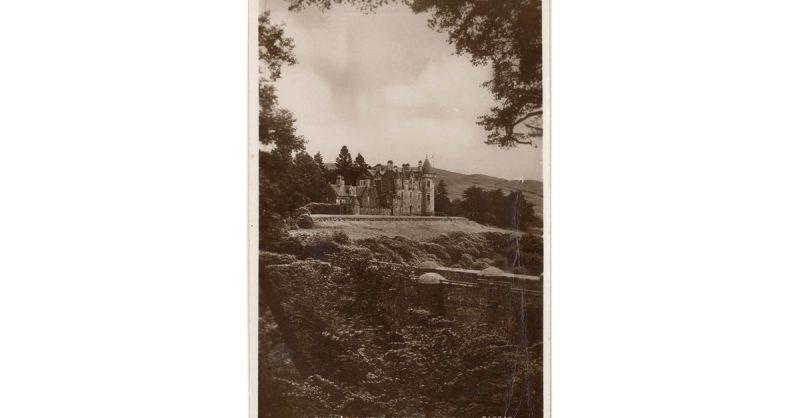 Decorative Lord or Lady Title from Dunans Castle National Deal eUKs.com Special Offers, Deals & Discounts in UK & Ireland 2