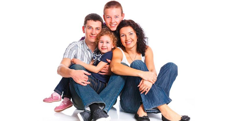 Family Photoshoot with Print Munster eUKs.com Special Offers, Deals & Discounts in UK & Ireland 2