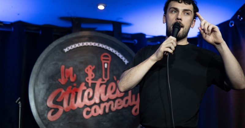 Temple bar Comedy Show for Up to Four at In Stitches Comed y Dublin eUKs.com Special Offers, Deals & Discounts in UK & Ireland