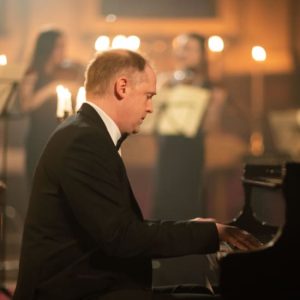 Warren Mailley-Smith (Piano) at St Mary Le Strand Church, London, United Kingdom eUKs.com Special Offers, Deals & Discounts in UK & Ireland