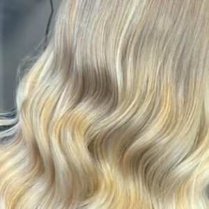 Wash, Cut & Blow-dry with Conditioning Treatment! Dublin eUKs.com Special Offers, Deals & Discounts in UK & Ireland